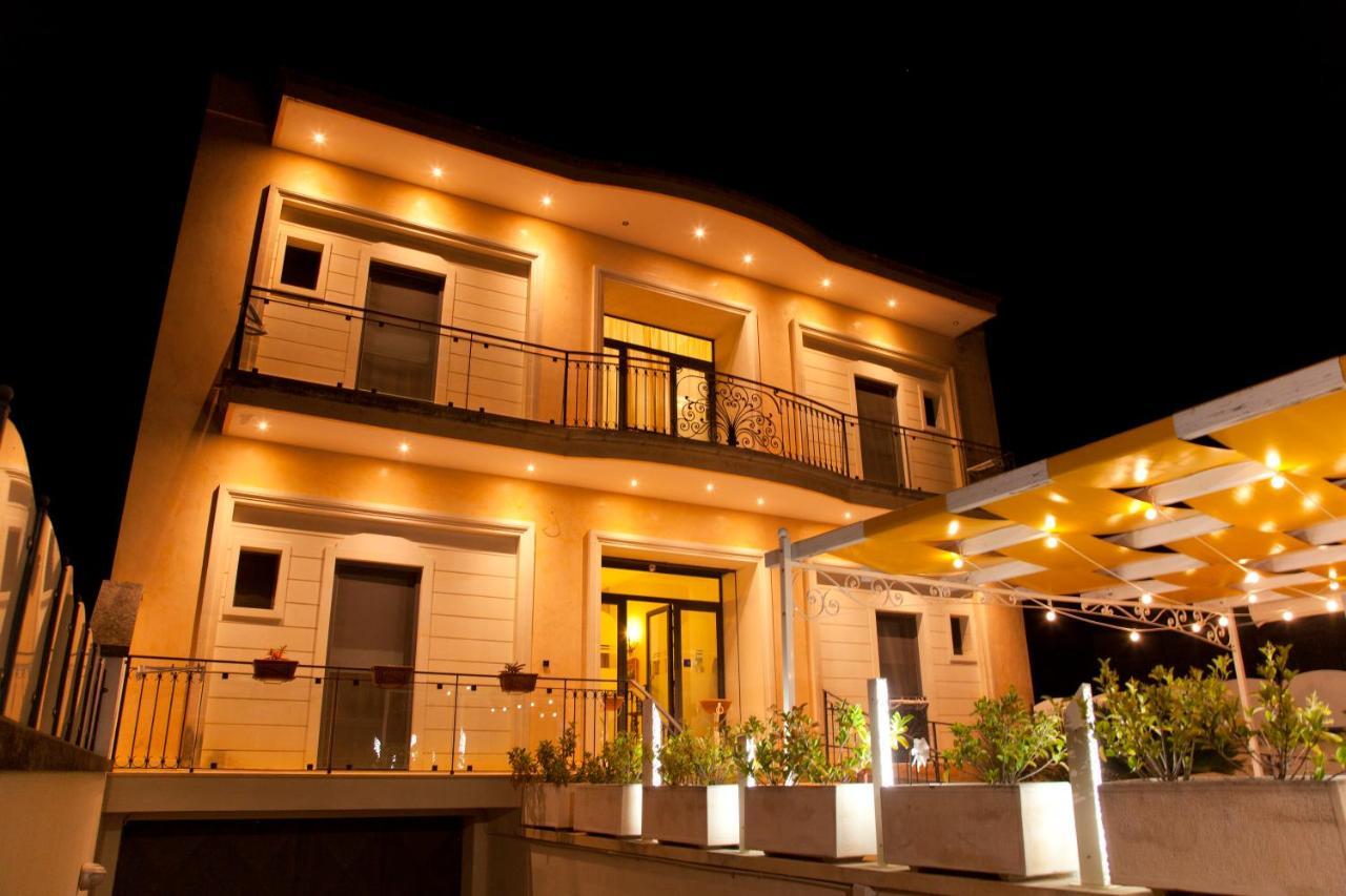 Kalinifta Residence Carpignano Salentino Exterior photo