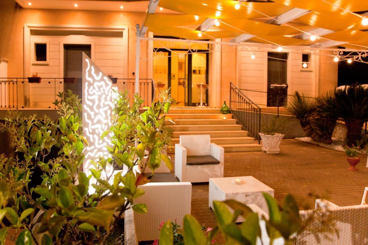 Kalinifta Residence Carpignano Salentino Exterior photo